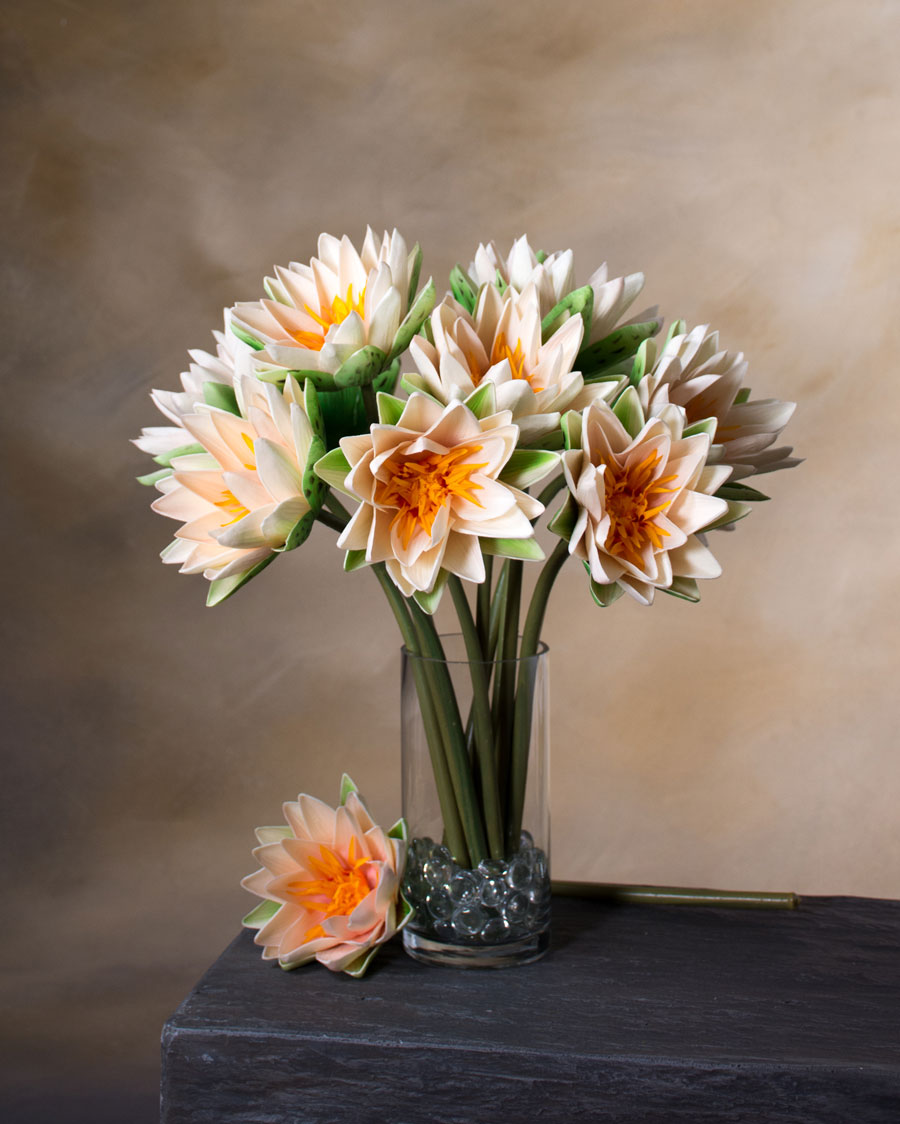 17.5" Water Lily Faux Flower Stem