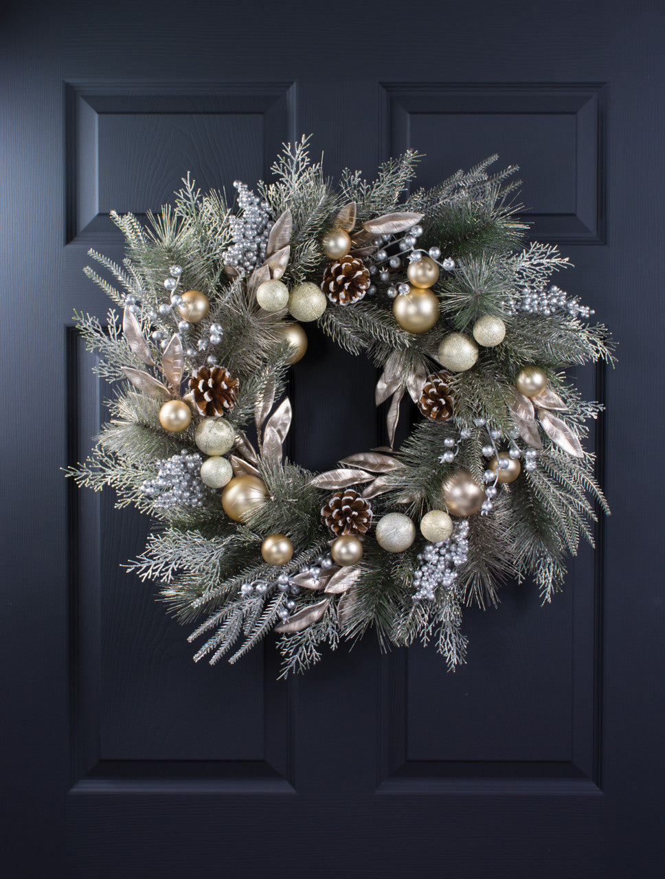 Champagne Elegance 30" Artificial Holiday Wreath HDC521-CHG