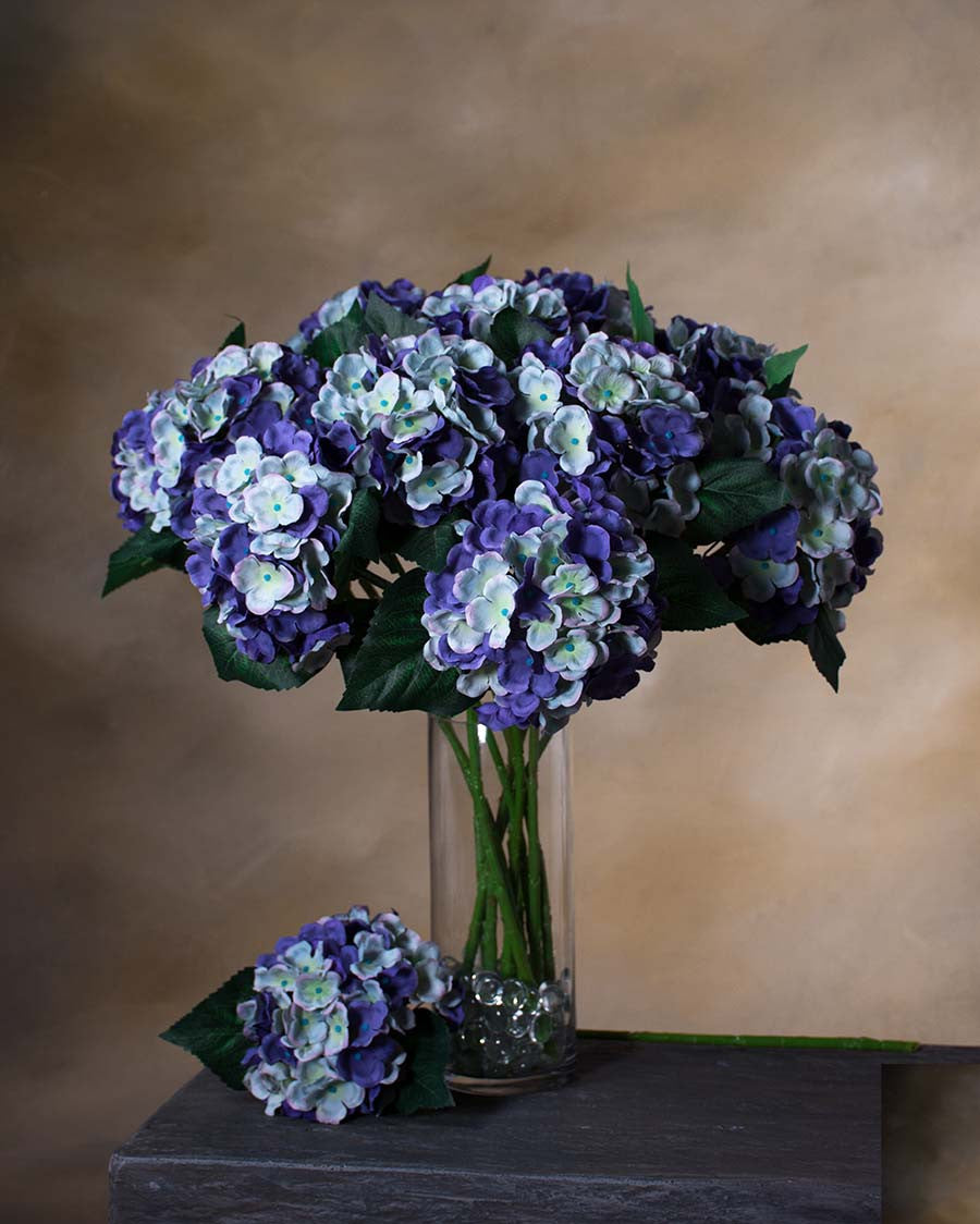21" Silk Hydrangea Flower Stem S1577