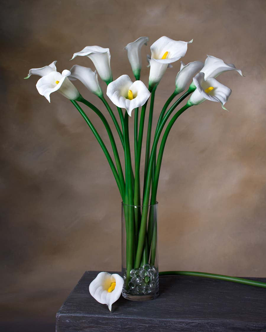 27" Medium Silk Calla Lily Flower Stem S3081