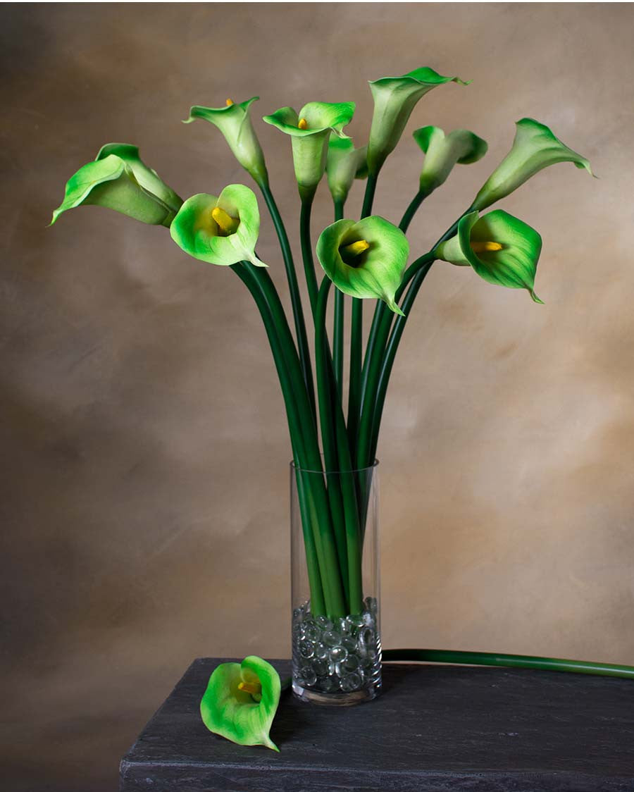 27" Medium Silk Calla Lily Flower Stem S3081