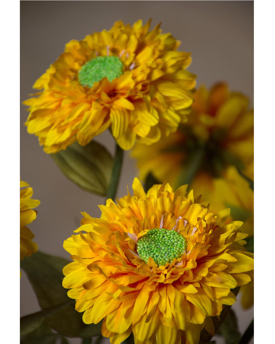 25" Zinnia Silk Flower Stem S4077