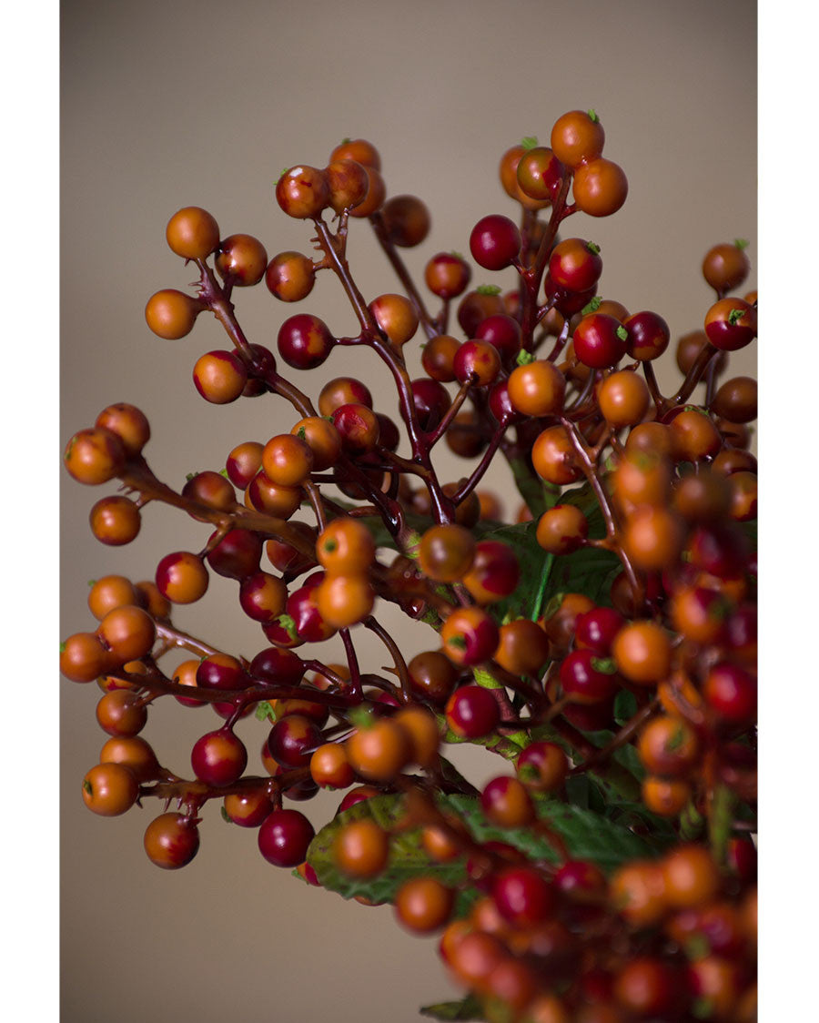 14" Faux Berry Foliage Stem Spray S4168