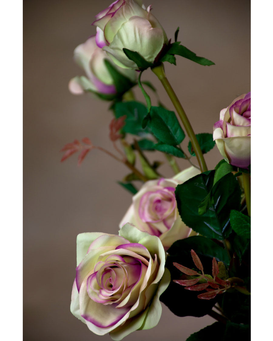 24" Silk Rose Flower Stem Spray S4682
