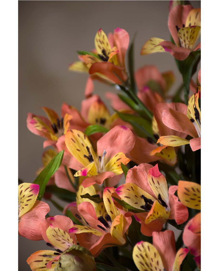 25" Alstroemeria Silk Flower Stem S4707