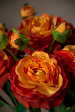 13" Silk Ranunculus Flower Stem Spray S4783