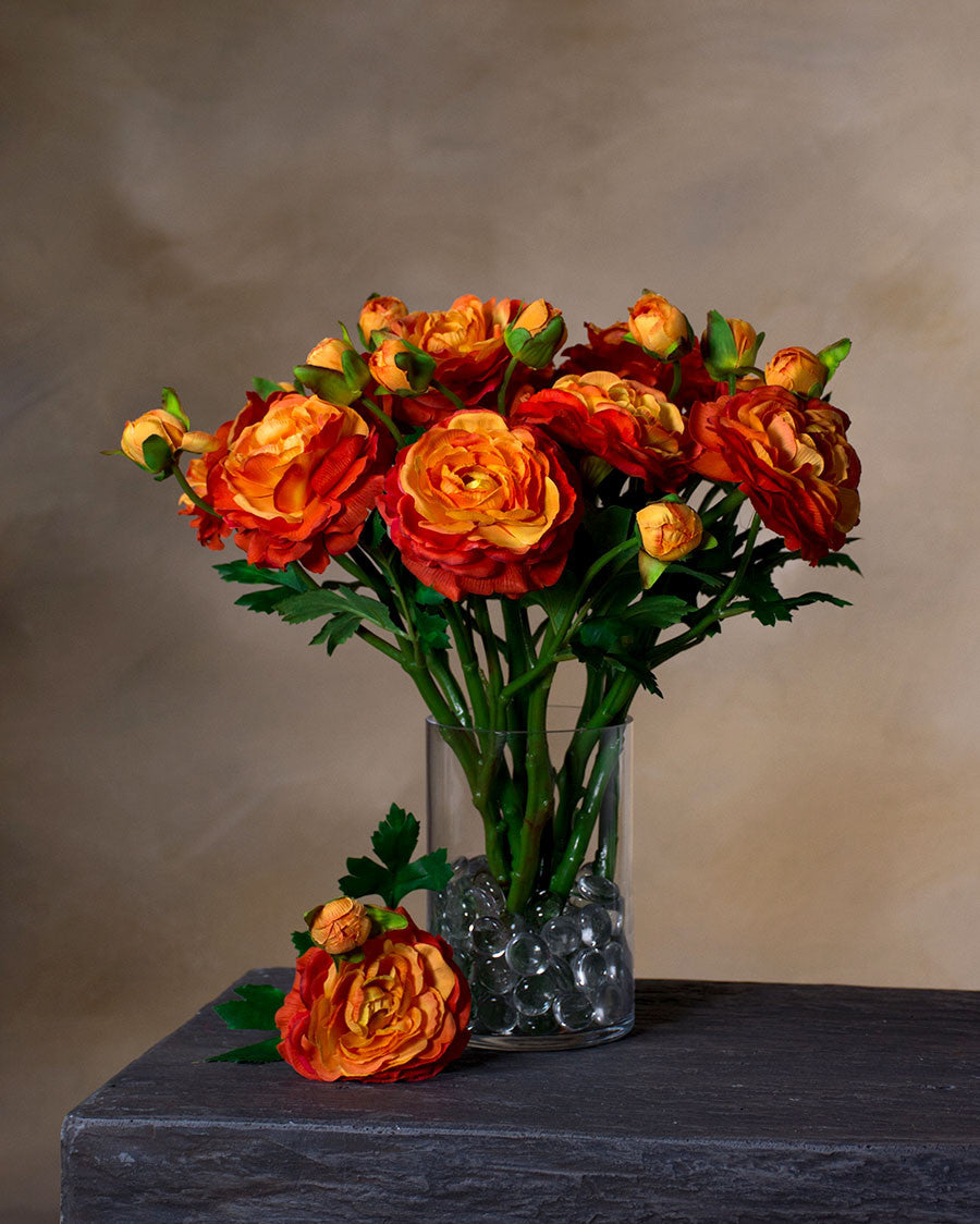 13" Silk Ranunculus Flower Stem Spray