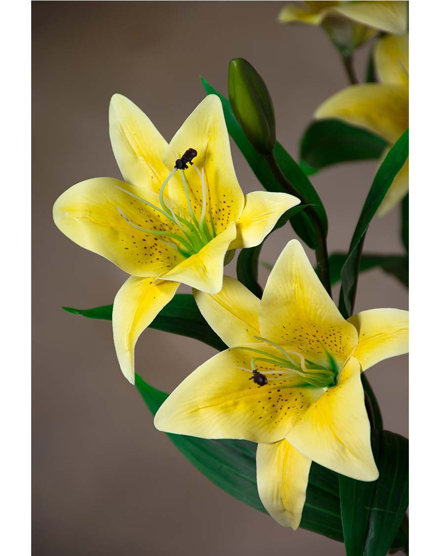 30" Tiger Lily Silk Flower Stem S4905