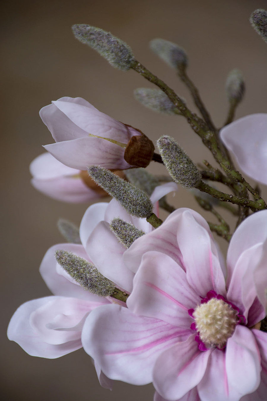17" Magnolia Silk Flower Stem Spray S4909