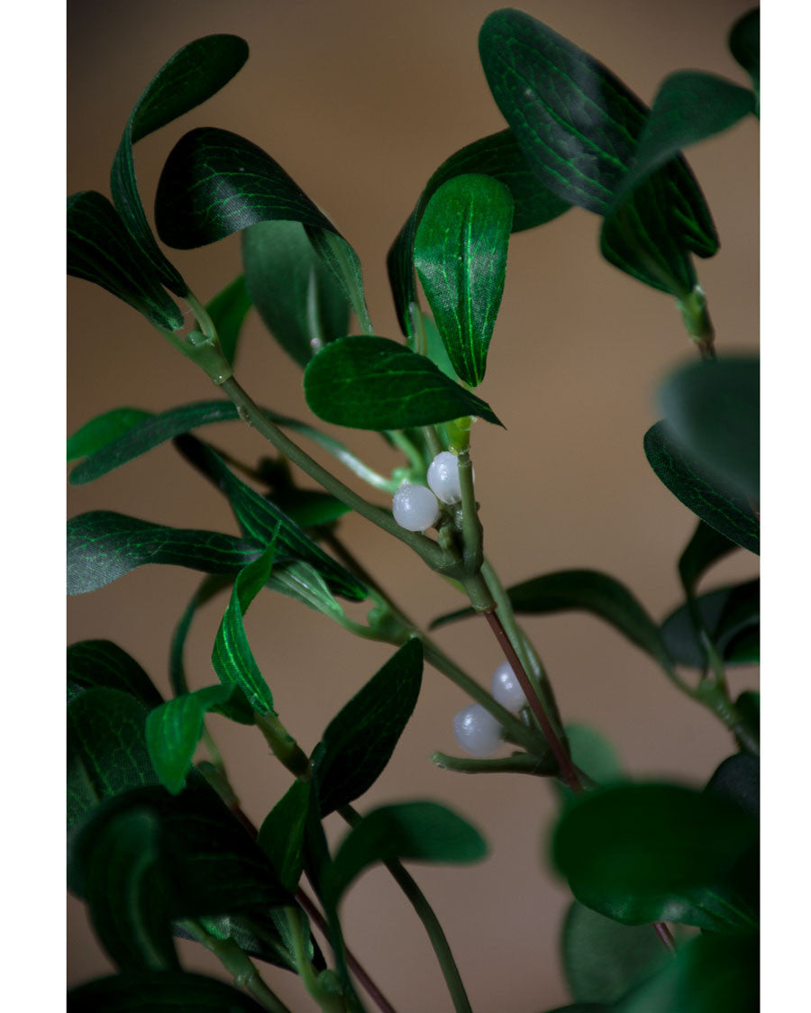 28" Artificial Mistletoe Foliage Spray S4950-CR